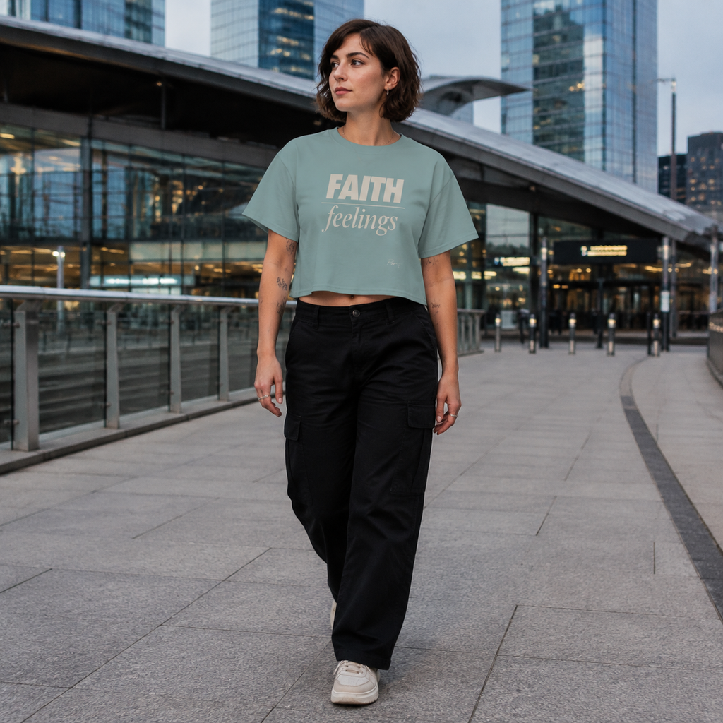 FAITH | feelings Women’s crop top